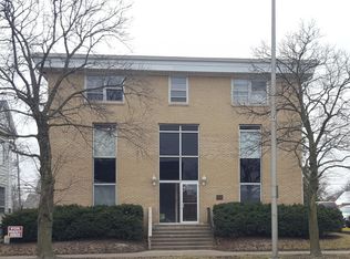 1407 Charleston Ave, Mattoon, IL 61938