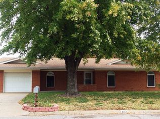 603 S Prouty Ave, Watonga, OK 73772