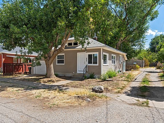 2nd image of 1614 Ogden Ave