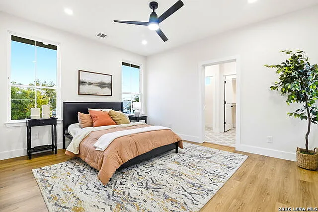 1801 W Southcross Blvd — Photo 14
