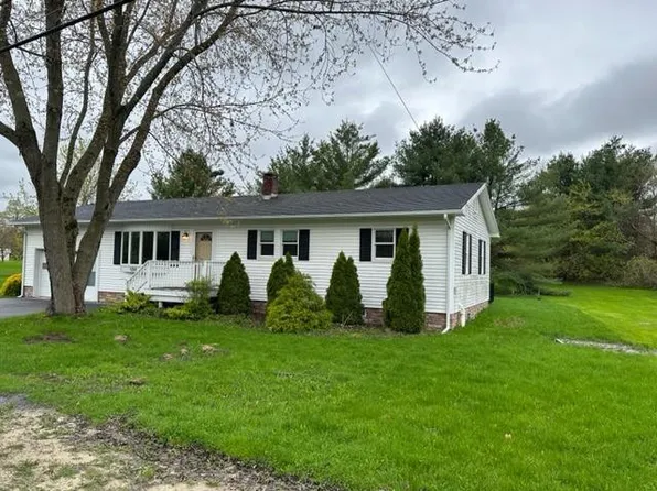1281 Fiske Rd, Chazy, NY 12921