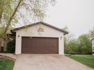 1937 Franklin St, Onalaska, WI 54650