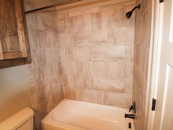 3rd image of 14801 Brent Cir