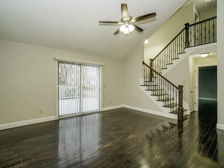 2131 Juneau Way — Photo 5