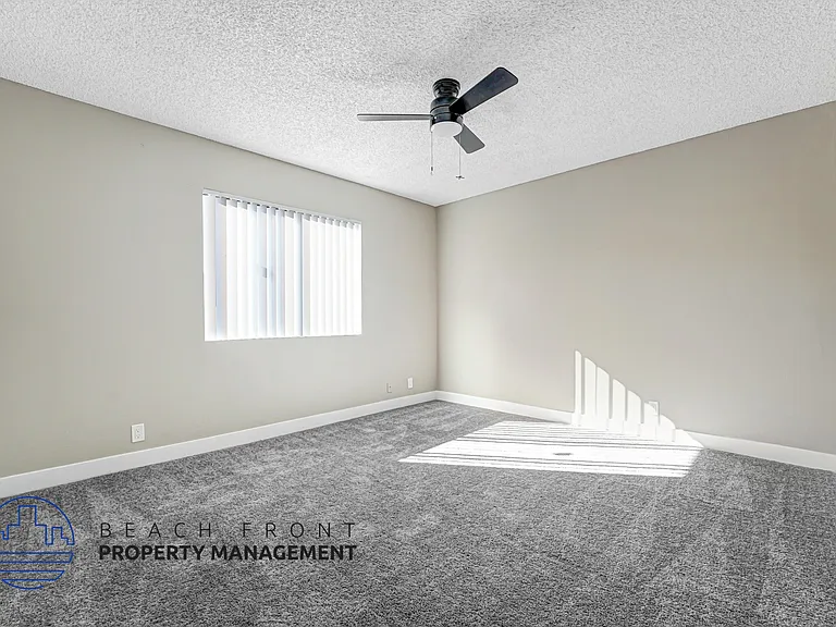 132 E. I St. — Photo 11