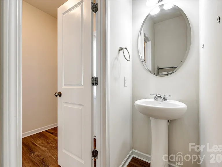 524 Hunters Dance Rd — Photo 12
