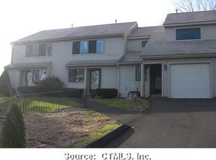 15 Highcrest Dr, Rocky Hill, CT 06067