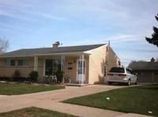 11450 Edgeton Dr, Warren, MI 48093