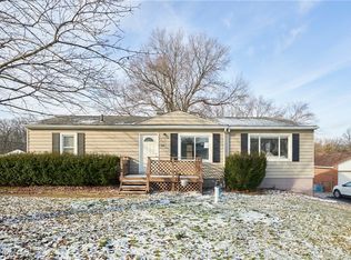 3018 Greer Rd, Akron, OH 44319