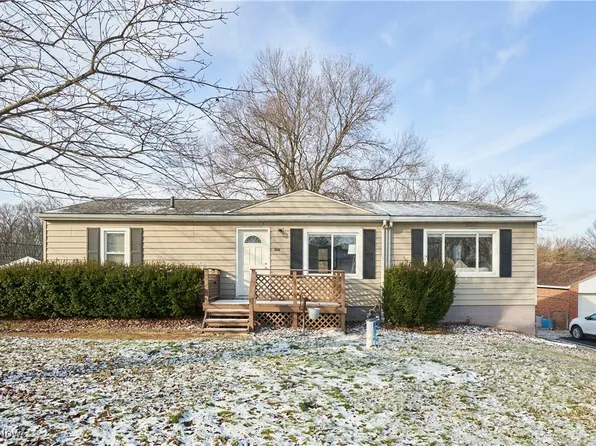 3018 Greer Rd, Akron, OH 44319