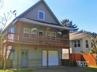 33560 East St, Pacific City, OR 97135