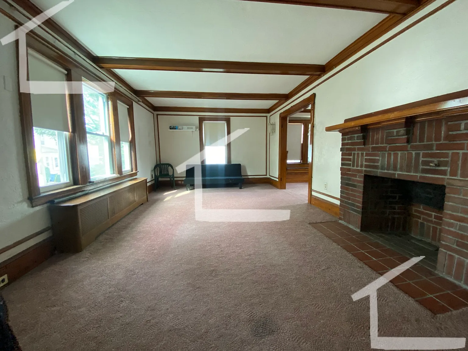 4 bed, 2.0 bath, $4,500 — Photo 2