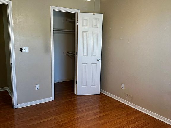 5th image of 139 Sherwood Dr #D