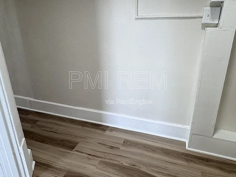 470 Sumner St #2 — Photo 24