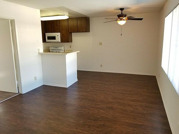 5th image of 18615 Burbank Blvd APT 121