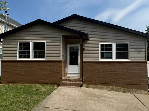 2657 Paris Ave, Trevose, PA 19053