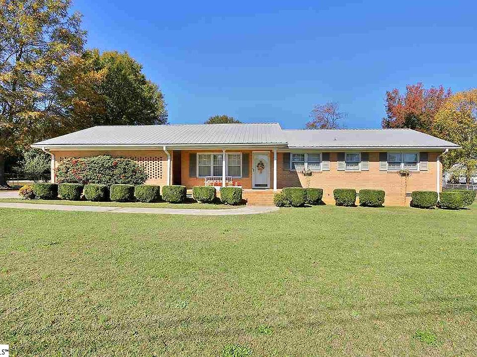 1st image of 101 Cherrylane Dr