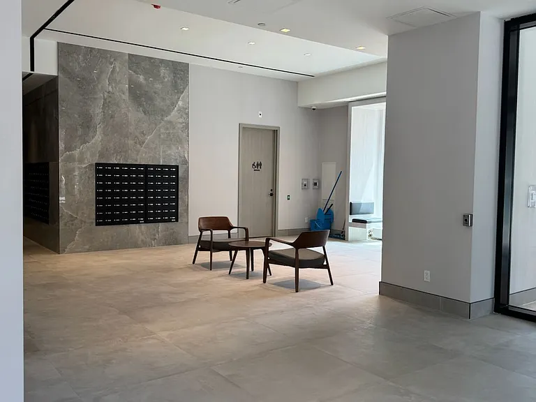 609 Sherbourne St #1909 — Photo 4