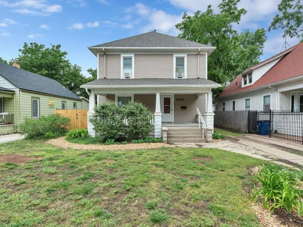 1337 N Wellington Pl, Wichita, KS 67203