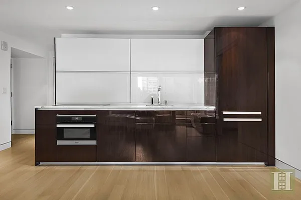 Rented by Halstead Real Estate | media 19