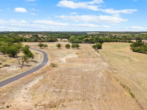 200 Gibson Ln, Weatherford, TX 76088