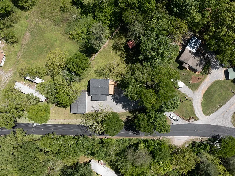 1106 Ogrady Dr — Photo 40