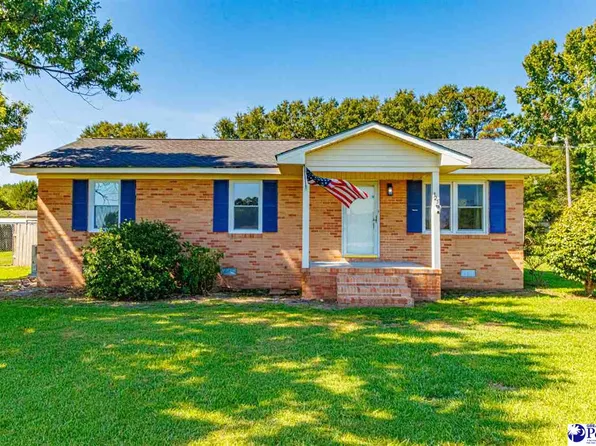 325 Grices Ferry Ct, Mullins, SC 29574