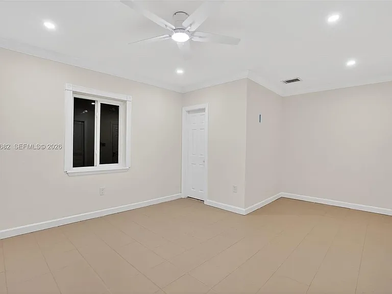 1435 Blue Rd — Photo 15