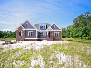 103 Osborn Ln, Seaford, VA 23696
