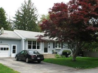 23 Cliff Ave, Swansea, MA 02777