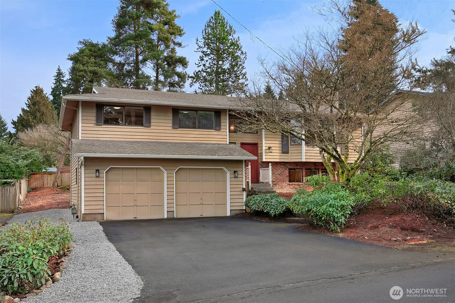 19624 62nd Avenue NE photo 1
