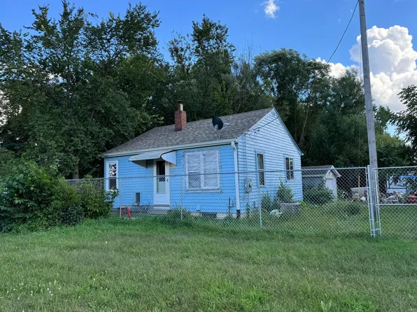 1320 Crosstown Blvd NE, Ham Lake, MN 55304