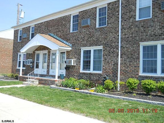 3rd image of 21 36th St #21