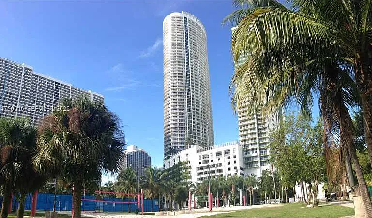 1750-1750 N Bayshore Dr #53 — Photo 5