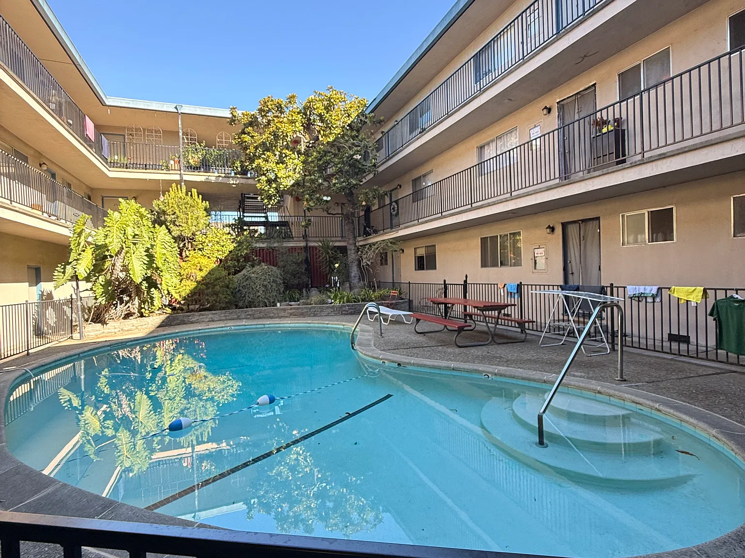 1 bed, 650 sqft, $1,975 — Photo 4