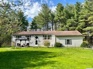 40 Merwin Lake Rd, Kinderhook, NY 12106