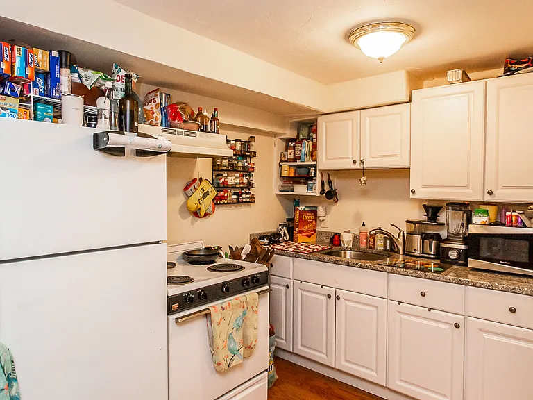 105 Chestnut St #1B — Photo 18