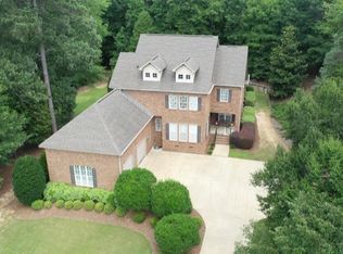 2404 Stonybrook Rd, Opelika, AL 36801