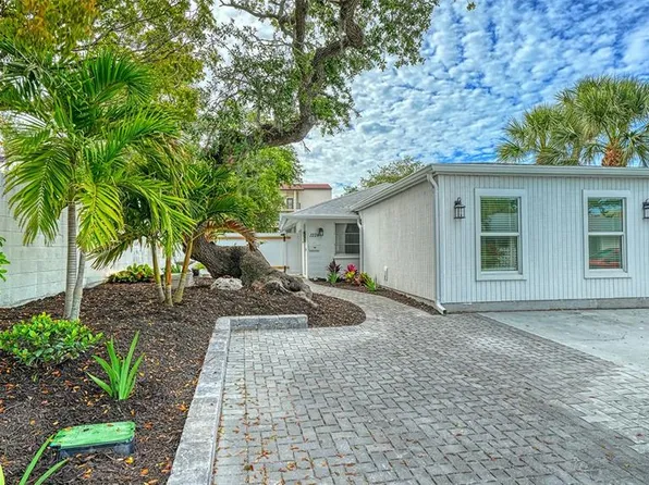 1224 Moonmist Cir #S-3, Sarasota, FL 34242