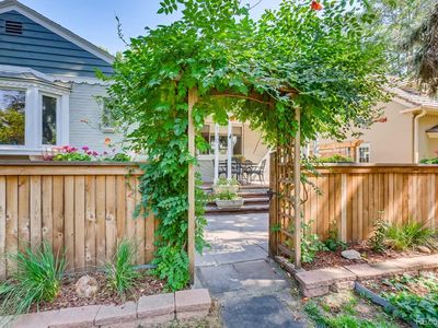 1130 N Monaco Parkway, Denver, CO, 80220