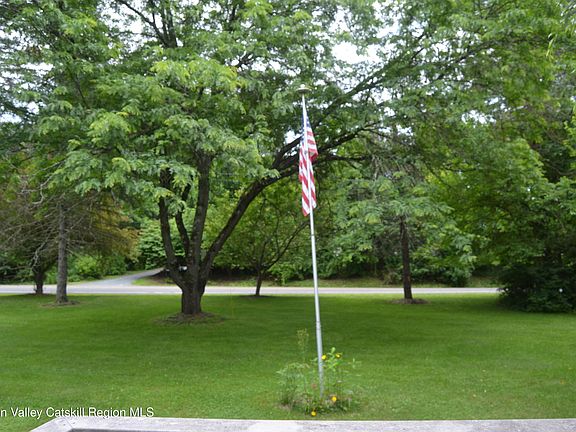 4th image of 1209 County Route 22