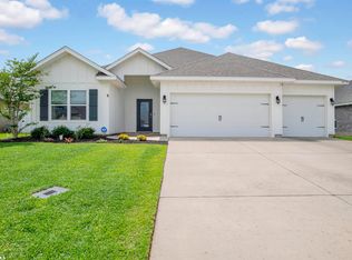 24788 Smarty Jones Cir, Daphne, AL 36526
