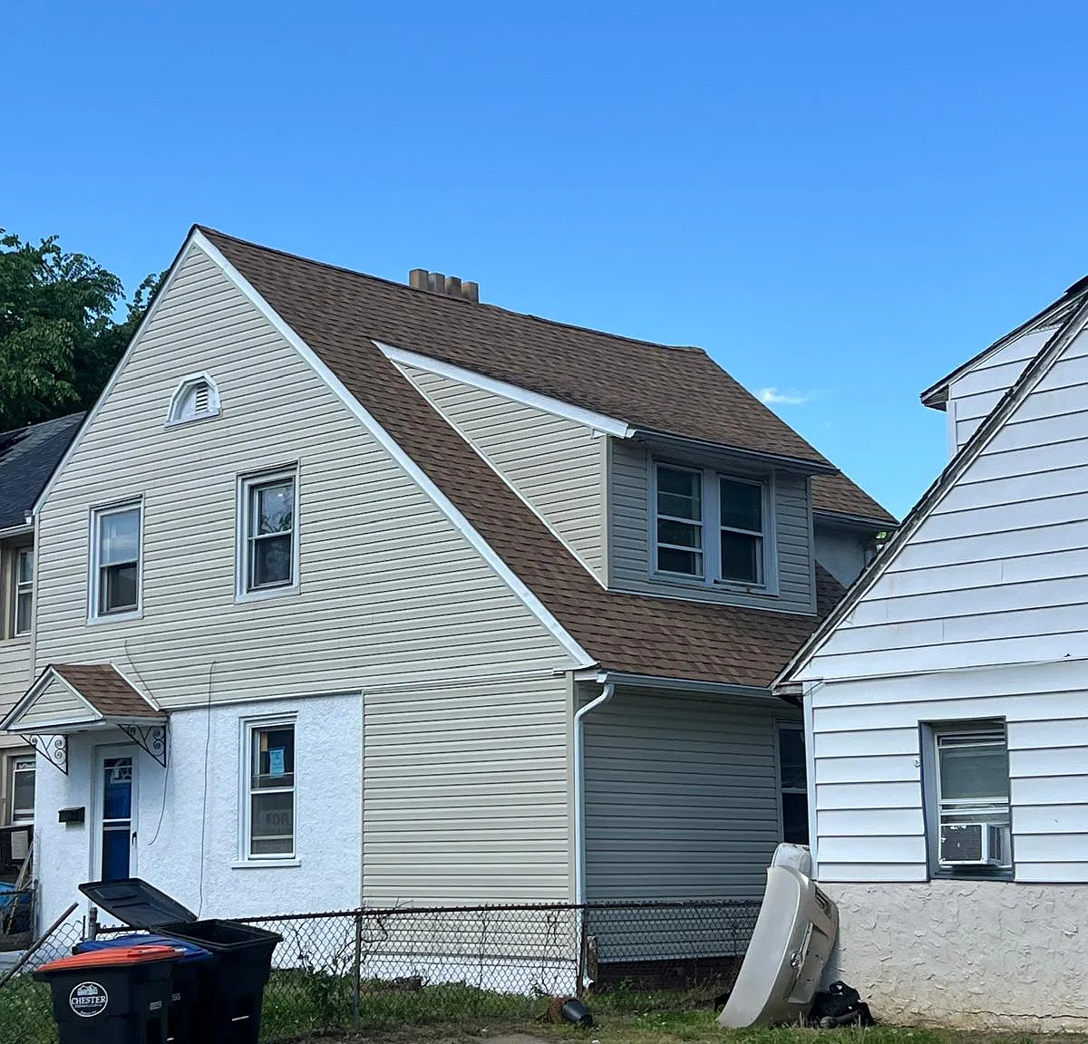 4 bed, 1232 sqft, $1,700 — Photo 2