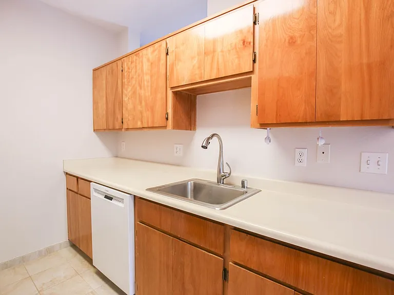 79 Schooner Ct — Photo 10