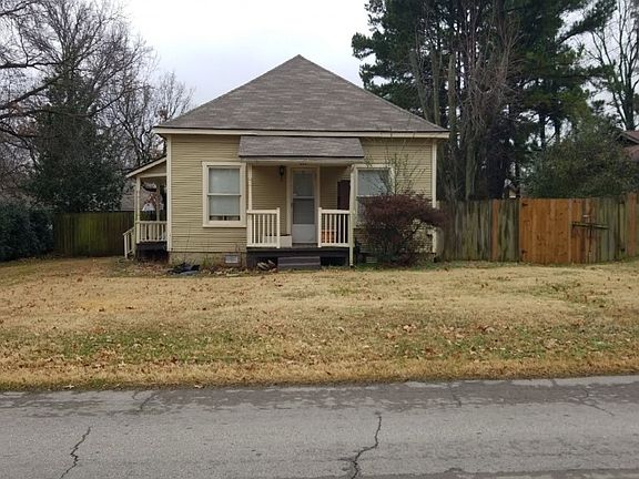 2nd image of 622 W Alpine St
