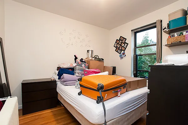 Rented by Emor Management Inc. | media 7