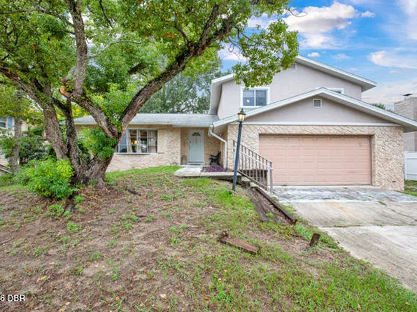 1649 E Shangri La Dr, Daytona Beach, FL 32119