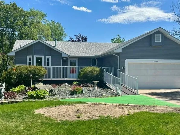 8751 212th St N, Forest Lake, MN 55025