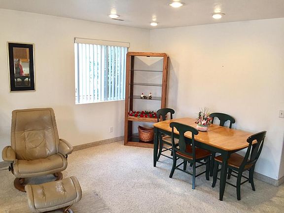 5th image of 1050 W Red Hills Pkwy Unit 114