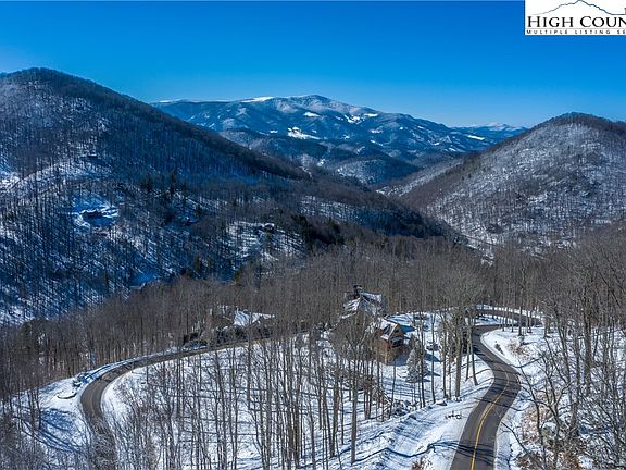 4th image of L-25 Lodge Woods Trail